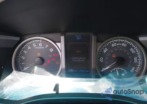 2017 Toyota Tacoma Sr5 V6 z USA, uszkodzony, nr VIN 3TMAZ5CN4HM027418